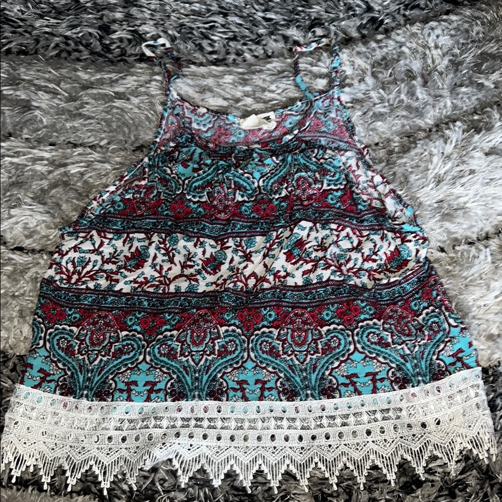 Floral Patterned top with Lace Trim